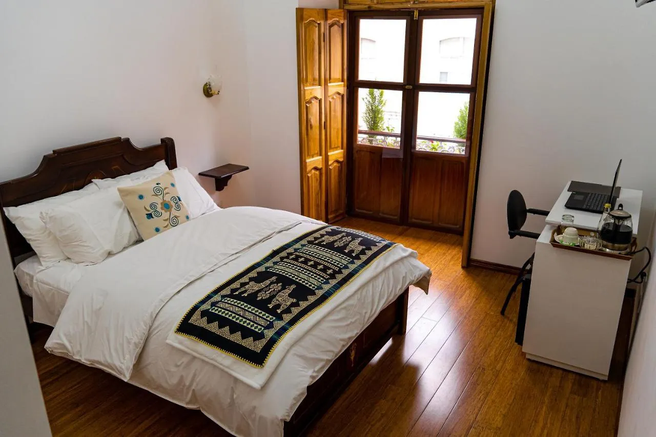 Hotel Catedral Internacional Quito